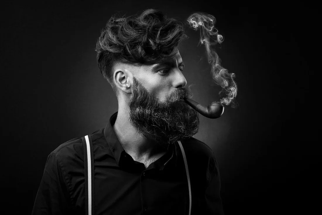 Portrait homme N&B, pipe